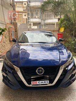 نيسان ألتيما